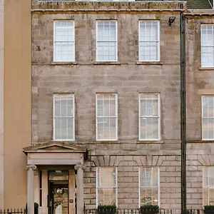 Heeton Concept Queen Street Aparthotel Edimburgo
