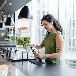 Citizenm Tower Of Hotel Londra